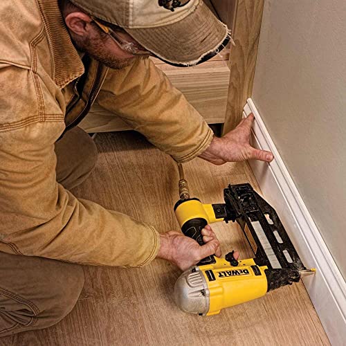 Clavadora de acabado Dewalt DPN1664PP-XJ 16Ga con punta de precisión 4