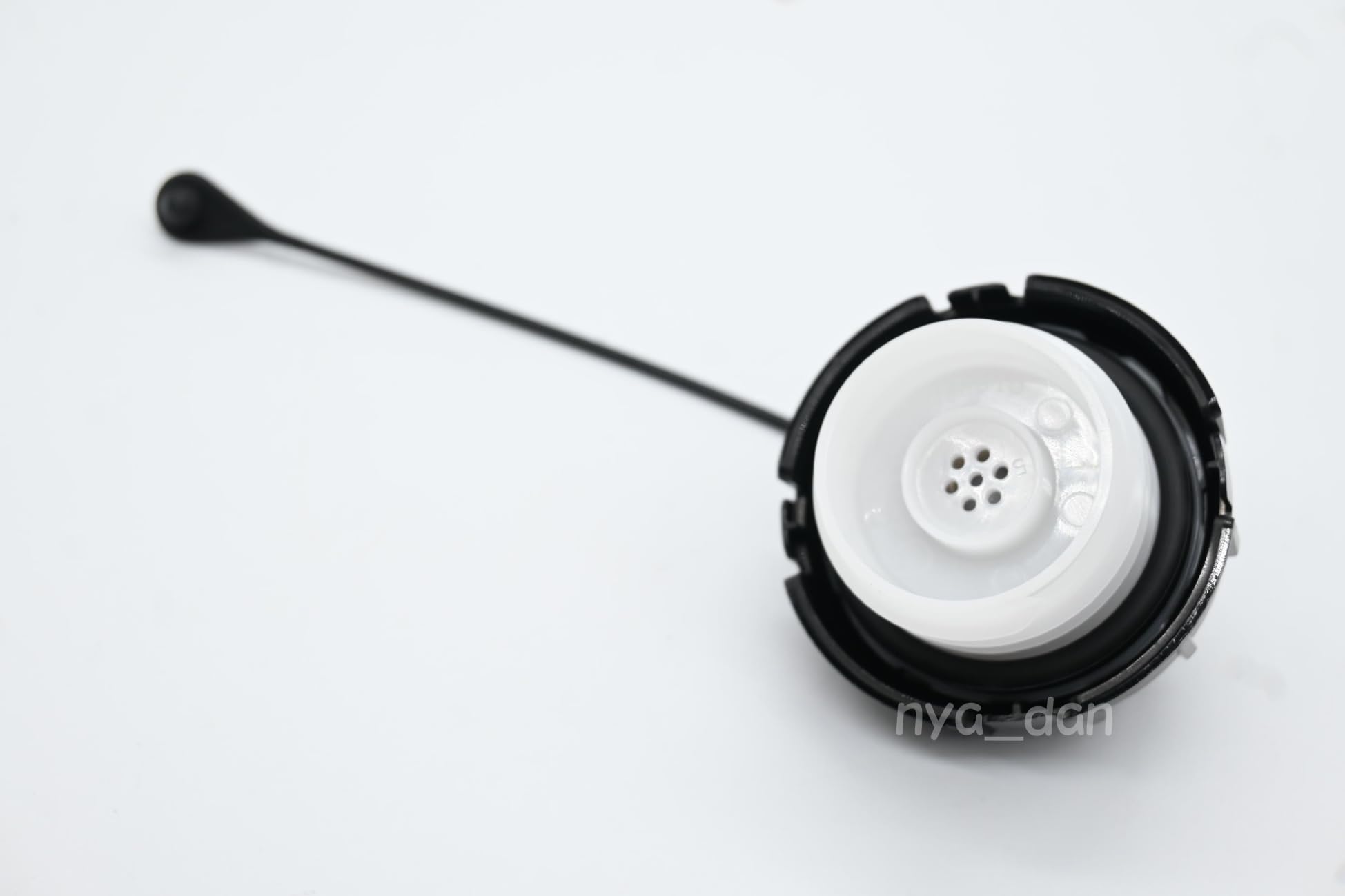 デリカＤ５燃料キャップ Amazon | 三菱純正用 デリカD:5 (MITSUBISHI DERICA D:5)【フューエル