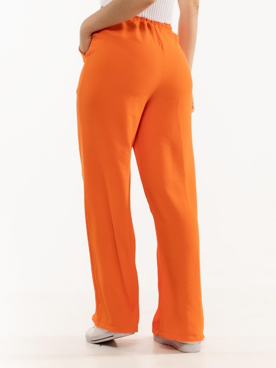 Calça Feminina de Tecido Duna – Cintura Alta, Pantalona com Bolsos e Caimento Leve CL-005 em promoção! Veja a oferta e mais achadinhos de Calças 7 Hoje é o melhor dia para comprar Calça Feminina de Tecido Duna – Cintura Alta, Pantalona com Bolsos e Caimento Leve CL-005 com aquele preço maroto! Promoção! Aproveite a oferta! 7