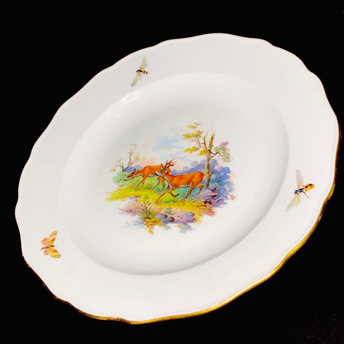 Meissenマイセン/※1級品 ワイルドアニマル 鹿　野生シカ　蜂　25cm Meissenマイセン/※1級品 ワイルドアニマル 鹿野生シカ蜂25cm
