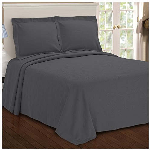 Image of BNM Oversized Paisley Matelasse Cotton Bedspread, Jacquard Weave, Soft and Breathable, All-Season, Cozy and Lightweight, Perfect for Master or Guest Bedroom, Matching Pillow Shams, Grey, King