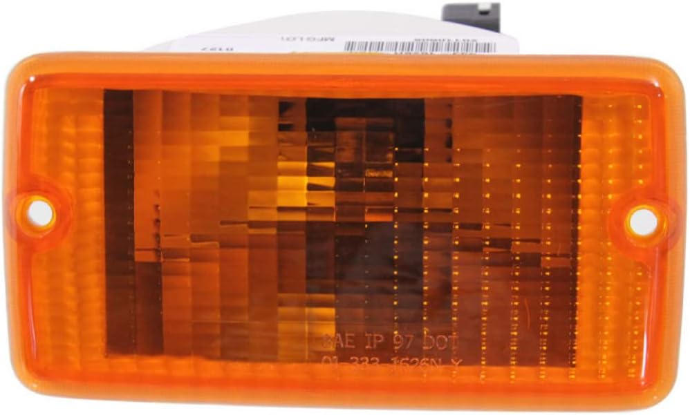 CarLights360: For 2004 2005 2006 Jeep Wrangler Turn Signal/Parking Light Assembly Driver and Passenger Side Pair | CH2520141 CH2521141