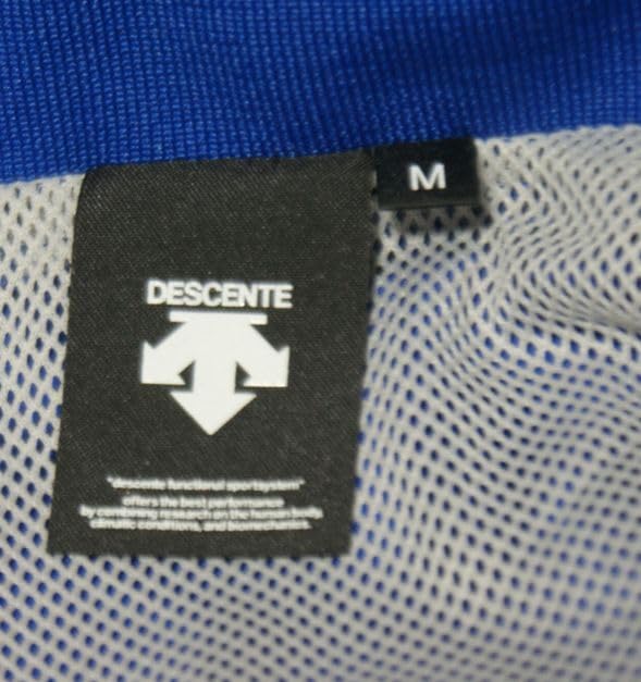 Amazon.co.jp: デサント 横浜DeNAベイスターズ ウィンドブレーカー