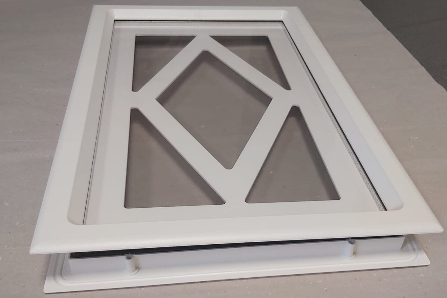 Garagentorfenster, Fenster für Garagentor Außenrahmen Farbe in RAL 9016 weiß