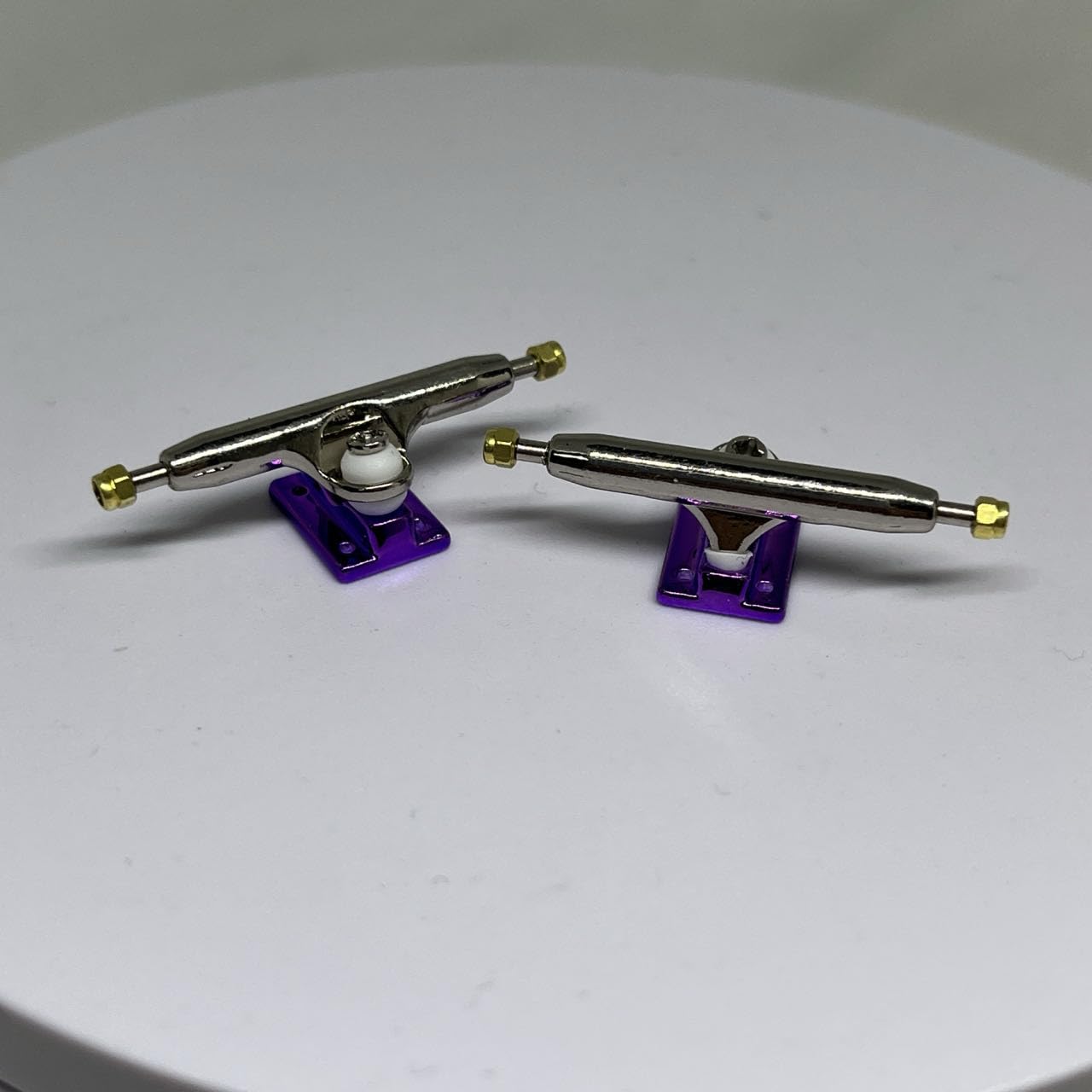 LEEFAI Op3ra Pro Fingerboard Complete 34 * 96mm Maples Wood Deck,UV Printing Graphic-Solid Single Axles Pro Trucks & 5 Urethane Bearing Wheels,-Replace Bushings-Maze(litez) Edition