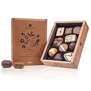 Elegance – Ladies – 10 handgemaakte pralines | Premium kwaliteit in een houten kistje | Chocolade cadeau | Geschenkidee | Voor dames | Vrouwen | Moederdag | Verjaardag | Vrouwendag | Valentijn | Volwassenen | Bonbons