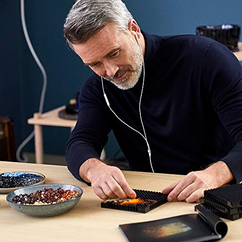 Art The Beatles 31198 Collectible Building Kit; An Inspiring Art Set for Adults that Encourages Creative Building and Makes a Great Gift for Music Lovers and Beatles Fans, New 2020 (2,933 Pieces) - Lego - Immagine 2