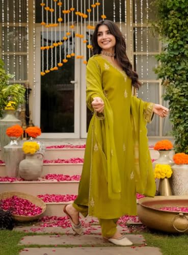 Image of Klosia Women Embroidery Solid Straight Kurta and Pant Set with Dupatta