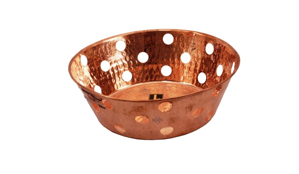 INDIAN ART VILLA Copper Round Bread Serving Basket | Bread Basket for Kitchen and Dining | Hammered Design | Ideal for Breads, Sandwiches, and Cakes | Diameter - 8.3 Inch 1