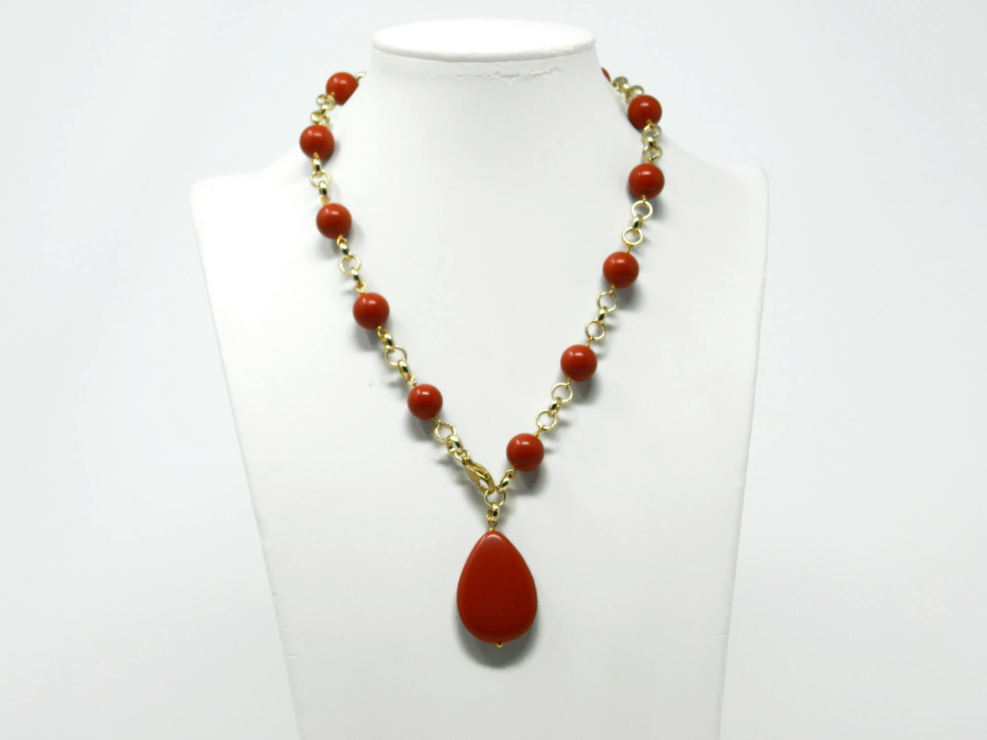 Collana girocollo donna in pasta di corallo rosso Sardegna – Palline 12 mm e goccia piatta 25x35 mm – Catena dorata 48 cm – Handmade Made in Italy – Anallergica Nickel-Free - DodiGioielli