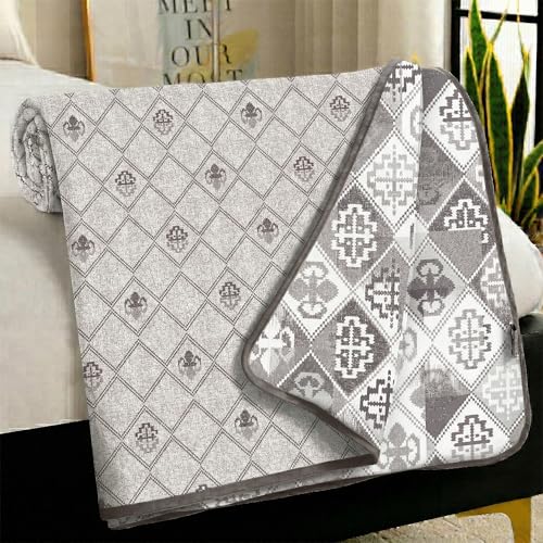 Image of Story@Home AC Quilted King Size Bed Cotton 100%| 150GSM 225 x 240 CM Quilt AC Blanket for Summer | AC Comforter Double Bed | White & Pale Mauve, Abstract & Motif Reversible Design| All-Season Blanket