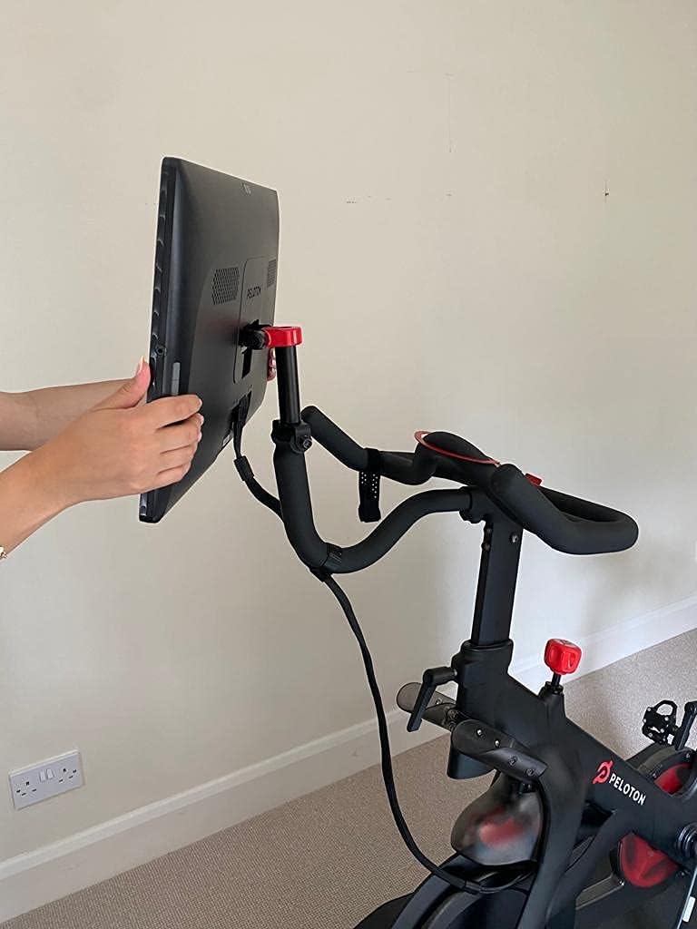Pelogadget Swivel Pivot Fur Original Peloton Bike Drehen Schwenken Und Winkeln Sie Den Bildschirm Ihres Peloton An Peloton Zubehor Drehen Sie Den Peloton Bildschirm Um 360 Grad Rot Pelogadget Swivel Pivot Fur Original Peloton Bike Drehen Schwenken Und Winkeln Sie Den Bildschirm Ihres Peloton An Peloton Zubehor Drehen Sie Den Peloton Bildschirm Um 360 Grad Rot