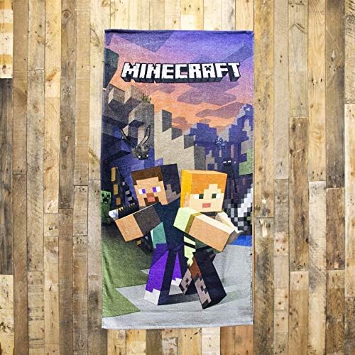 Minecraft Official Towel | Green Goodguys Design | Super Soft Feel 100% Cotton | Perfect for The Bath, Beach & Swimming Pool, Grey 140 x 70cm