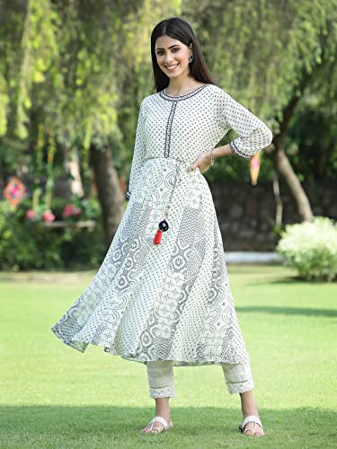 Image of Juniper Women's Black Georgette Printed Anarkali Kurta