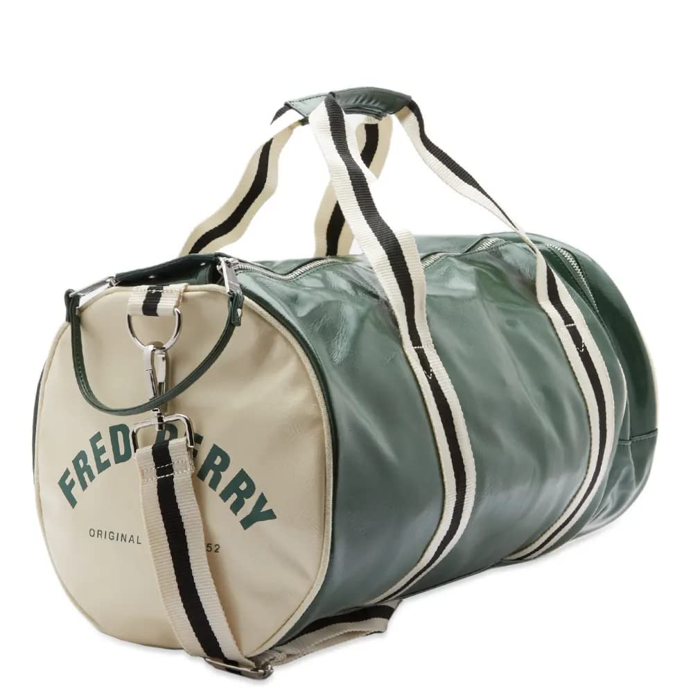 ◇FRED PERRY◇ Classic Barrel Bag Ecrunight Green CFPU251725 Classic Barrel Bag - Navy / Ecru | Men's Bags | Men's