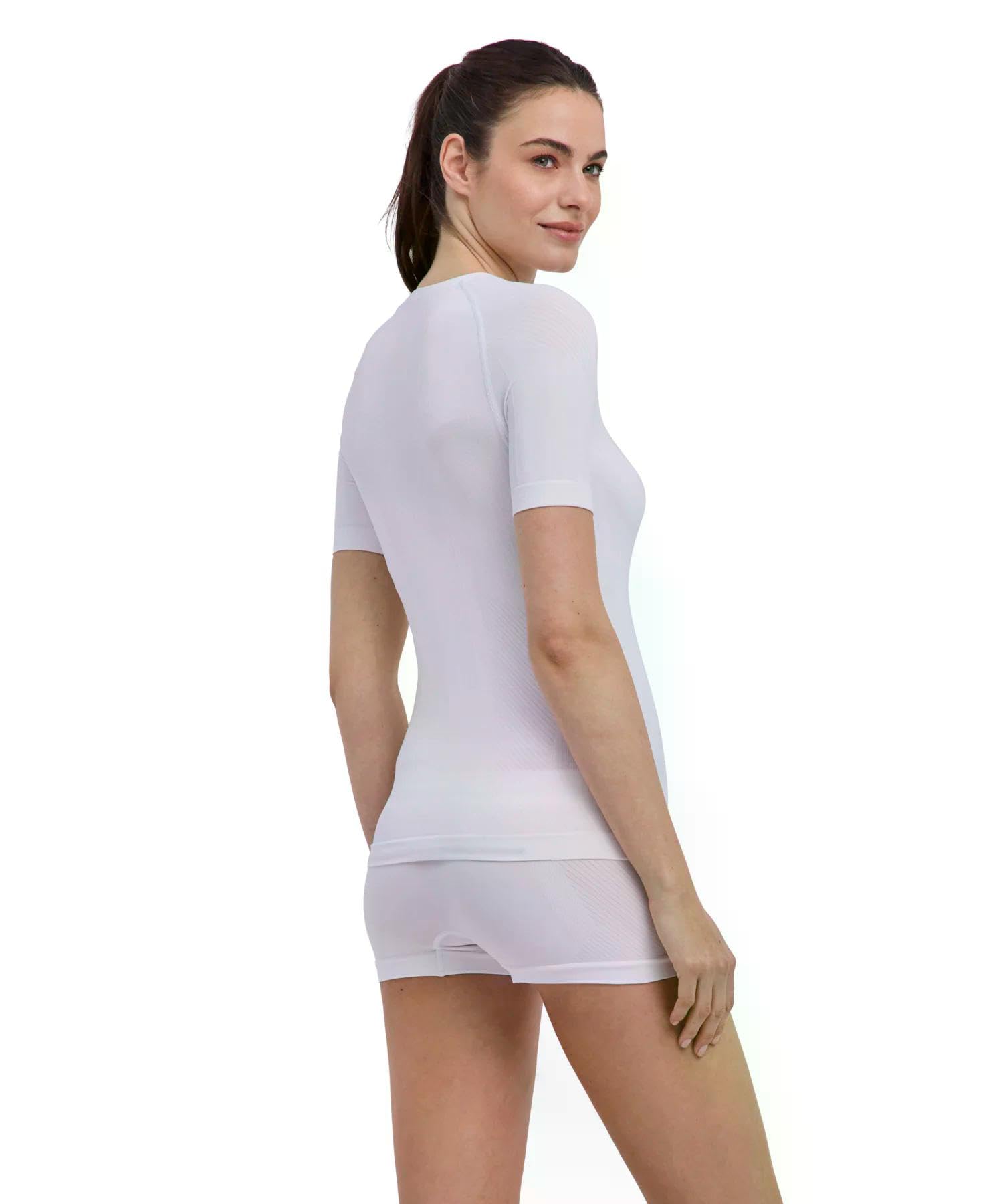FALKE Donna Warm Round Neck Maglietta Sportiva Tecnica Manica Corta per Temperature da miti a Fredde Caldo Intimo Tecnico Traspiranti Asciugatura Rapida sostenibili Filo Funzionale 1 Pezzo | termoregolazione per temperature da calde a fredde