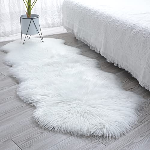 QHWLKJ Faux Sheepskin Fur Rug,White Soft Fluffy Shaggy Area Rug Ultra Soft 2 x 5.3 Feet Sheepskin Fur Rug for Bedroom Sofa Living Room Floor Kids Room
