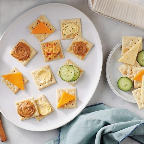 Image of Premium Original Saltine Crackers, Lunch Snacks, Family Size, 24 oz