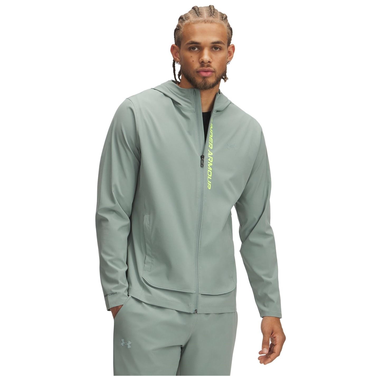 Under Armour Men's Green Outrun Storm Hooded Running Jacket - Size: 42/Regular