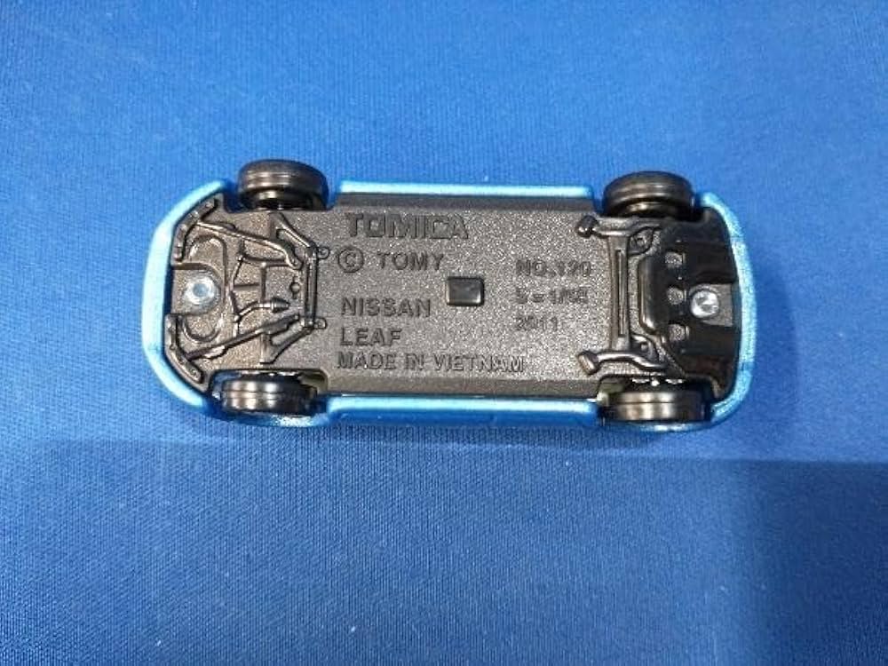 トミカ 日産リーフ　(初回特別カラー) トミカ 120 日産 リーフ (初回特別カラー) #10392460 | よろずや