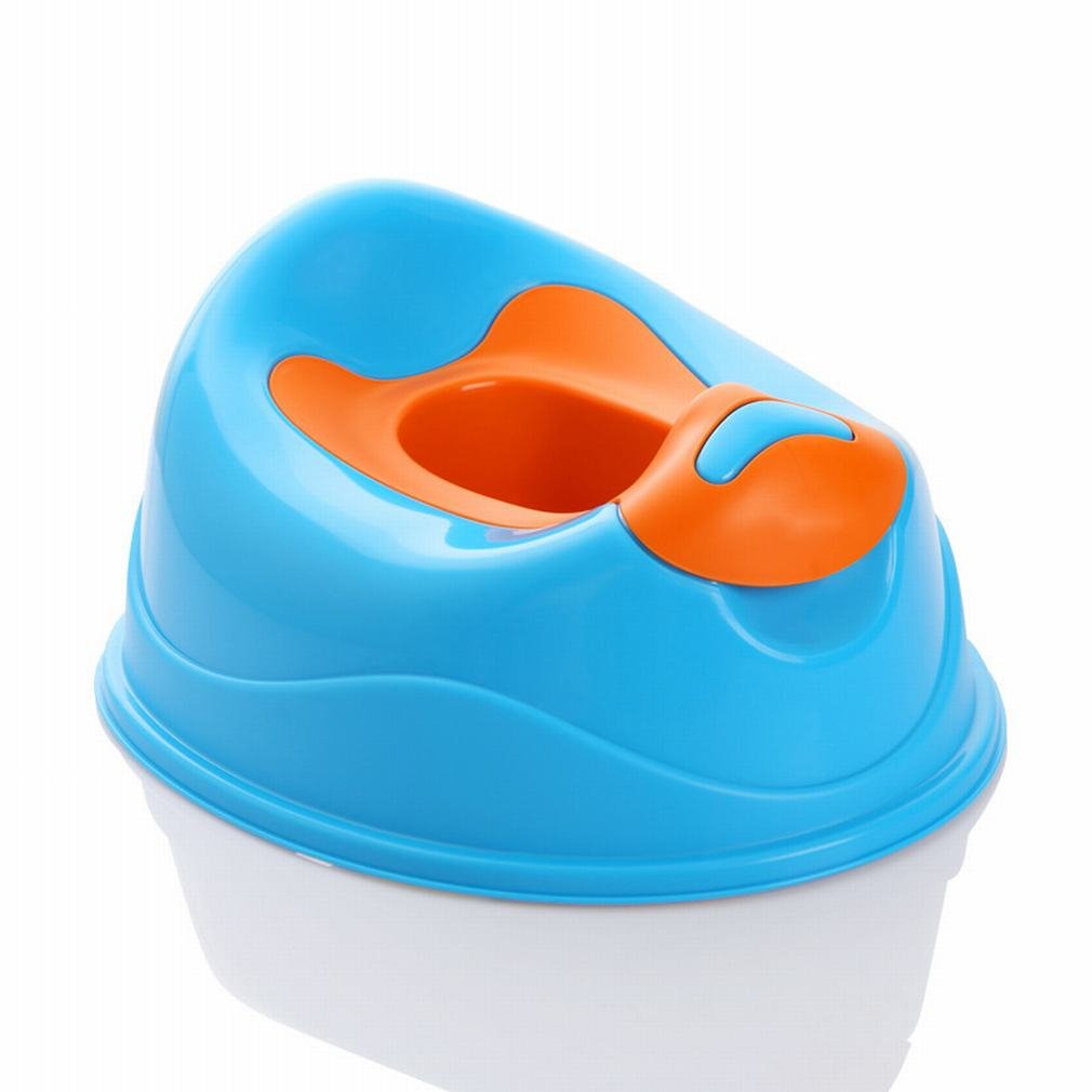 Toilette enfant HM bleu pour la routine autonomie du matin dans la salle de bain