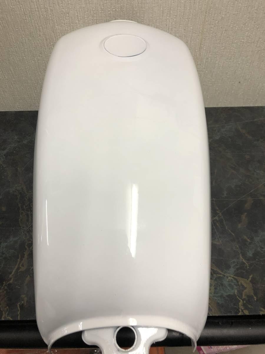 Amazon | 汎用タンク 大容量8L ビッグタンク ピュアホワイト（艶アリ