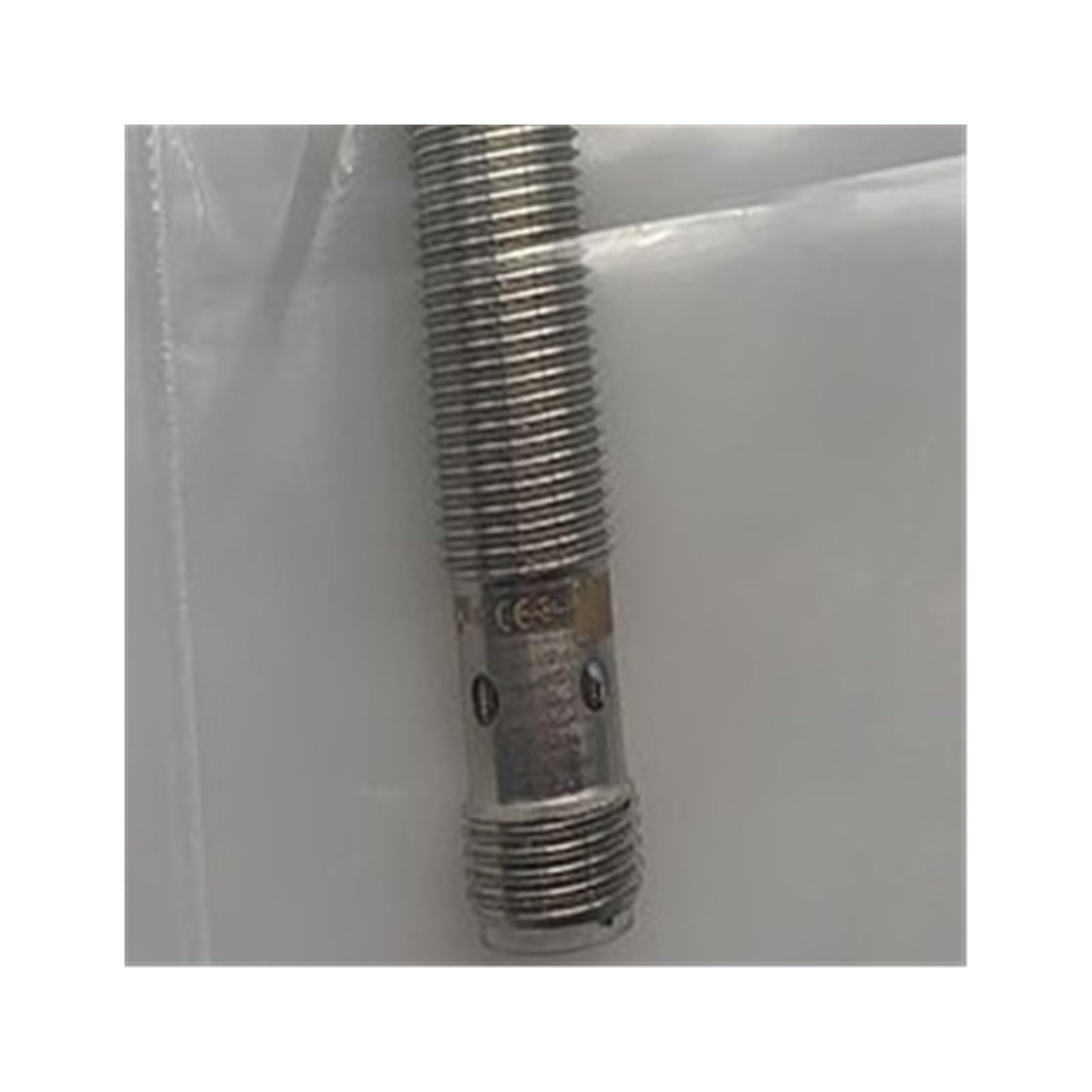 Capteur de proximité XS512BLPAM12 évite les pannes mécaniques M12