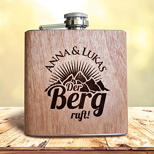 Holz Flachmann Der Berg ruft, mit persönlicher Namens Gravur! Geschenk Wandern Klettern Bergsteiger Ski Fahrer Urlaub – Ansicht 3