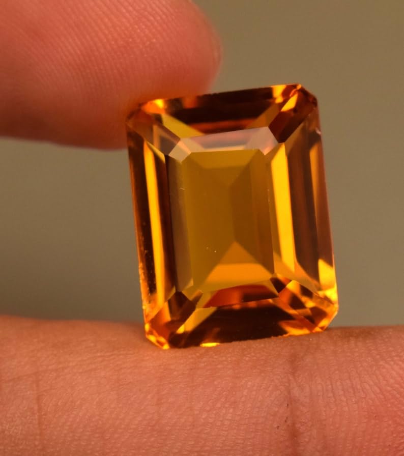 Citrine naturelle rectangulaire pour pendentif unique à offrir en cadeau