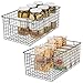 mDesign Juego de 2 cestas de almacenaje multiusos – Compactas cestas organizadoras de metal con asas – Organizador de armarios de alambre para cocina, baño, oficina y otras zonas – gris