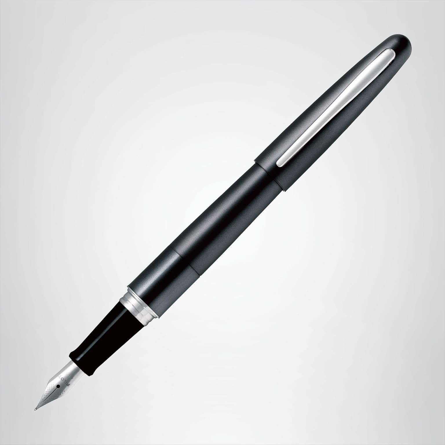 PILOT 万年筆 Z-CR-GN 黒色 (M中字)専用ケース付き Amazon | PILOT 万年筆 コクーン 中字 メタリックグレー FCO3SRMGYM