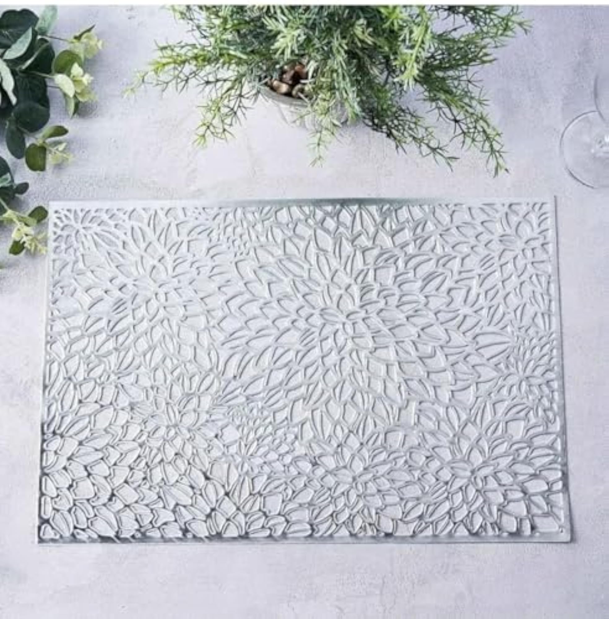 Pack of 6 Glossy Rectangle NET Table Placemats with Rubber Bottom