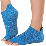 ballet socks asda Agarre: consigue posturas perfectas con el calcetín de agarre de baja elevación. El talón ajustable evita que se deslice/gire y el diseño de cinco dedos del pie estimula la propagación de los dedos. La banda del arco ayuda a levantar y apoyar tus pies.