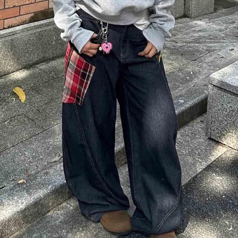 Men's Niche-Designed Jeans with Patchwork Check Patterns, Featuring a Loose fit and a Retro and Casual Style.2