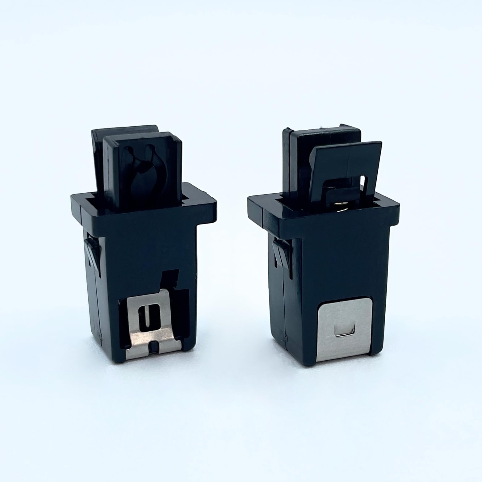 KDM Solutions Pack of 2 Bin Latch with Lid Compatible with Gigantisk Range