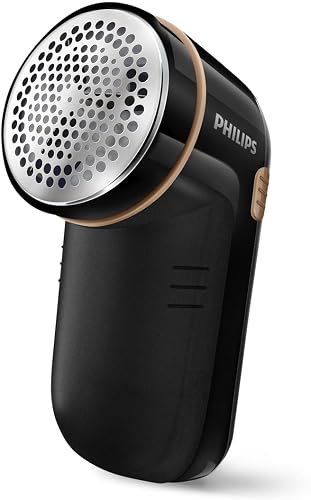 Philips Fabric Shaver – Fast Pill Removal, 8800 RPM, Large Blade Surface, 3 Mesh Hole Sizes, Safe on All Fabrics, Easy Clean Container, 2 AA Batteries, Compact Design (GC026/80) - 1