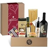 Geschenkkorb Bella Italia gefüllt mit Rotwein und italienischer Feinkost- Präsentkorb mit Olivenöl, Aceto Balsamico, Pasta, Pesto, Tartufini | für Männer & Frauen ('Herzlichen Glückwunsch' Banderole)