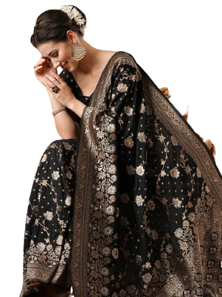 Image of Women's Georgette Kanjeevaram Saree with Woven Ethnic Motif Design, Unstitched Blouse Piece