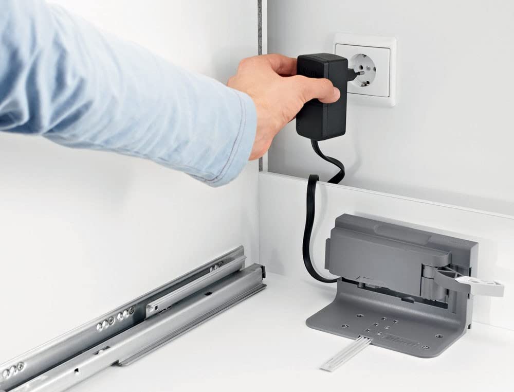 Blum Soporte eléctrico para apertura de cajón de basura de apoyo SERVO-Drive