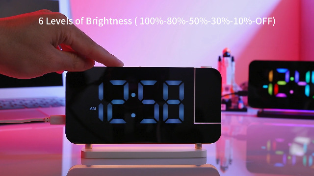 ThreeH Sveglia a Proiezione con 11 Colori RGB Cambiano Display LED a Specchio Orologio Digitale con porta di Ricarica USB Funzione Snooze 6 livelli di Luminosità Regolabile Nero