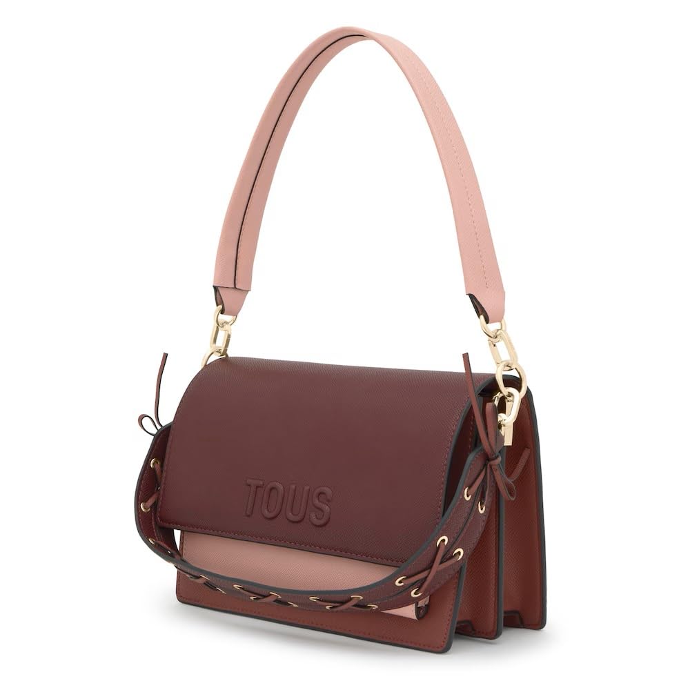 TOUS Bandolera Mediana Audree Saffiano Burdeos – Bolso Mujer con Solapa Magnética y Doble Asa | Ref. 2002358221