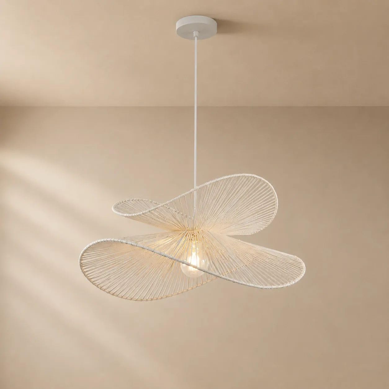Lampadario Rattan E27 Sospensione Boho Japandi | Cavo Regolabile 100-1000 mm | Design Intrecciato a Doppio Livello | Lampada a Sospensione per Soggiorno Camera Ristorante (Bianco)