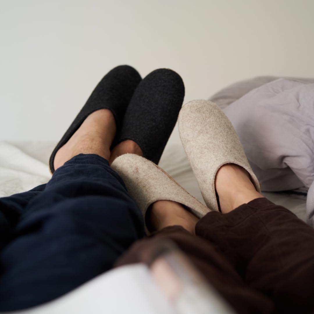 Filzpantoffeln mit Ledersohle | Praktische Damen & Herren Hausschuhe Sommer und Winter | Bequeme Hüttenschuhe Damen und Herren | Filzhausschuhe Geschlossen