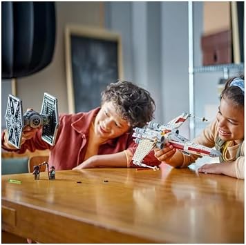 LEGO Star Wars™ TIE Fighter ve X-Wing Birleşimi 75393-9 Yaş ve Üzeri Star Wars Sevenler için İnşa Edilebilen Starfighter Oyuncak Yapım Seti (1063 Parça)