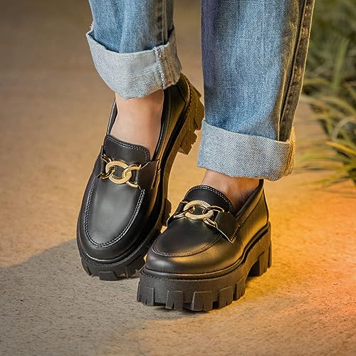 Kit Mocassim Blogueira e Bolsa Transversal Feminino Tratorado Com Solado Alto Leve Sapato GuGi Plata