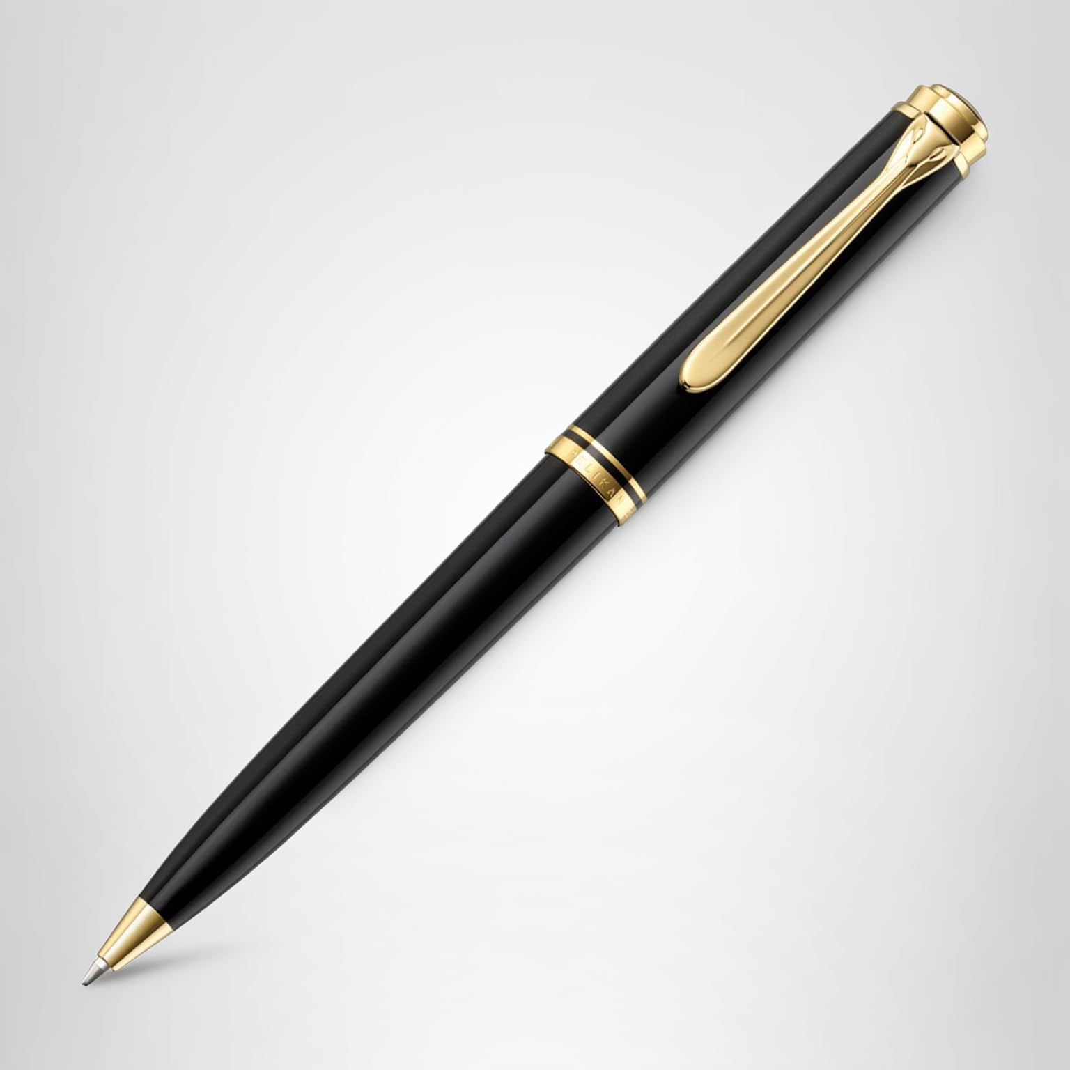 Amazon | Pelikan ペリカン ボールペン 油性 スーベレーン ブラック