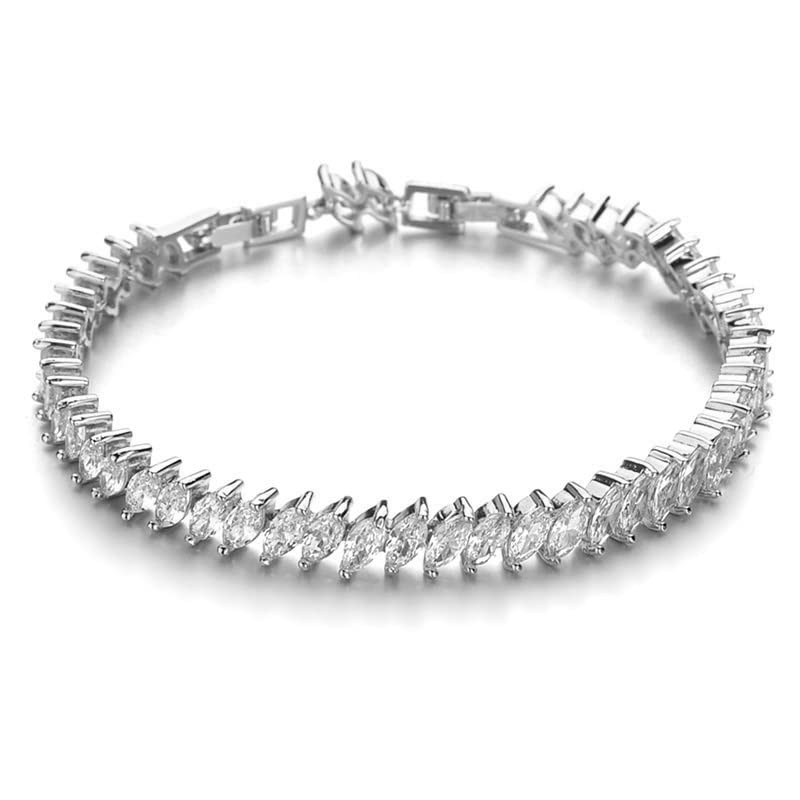 14K Gold Tennis Bracelet for Lady, Leaf-Shaped Design with Moissanite, Birthday Gift for Women