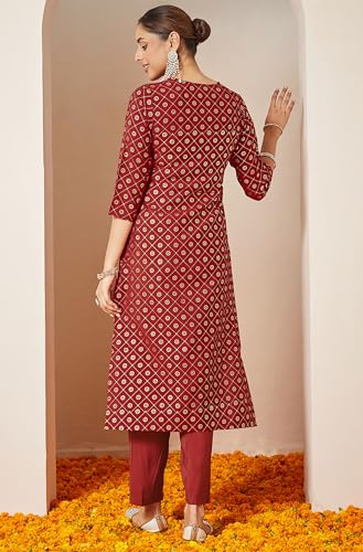 Image of Janasya Women's Maroon Chanderi Silk Embellished Gold Printed Front Slit Kurta Pant Set