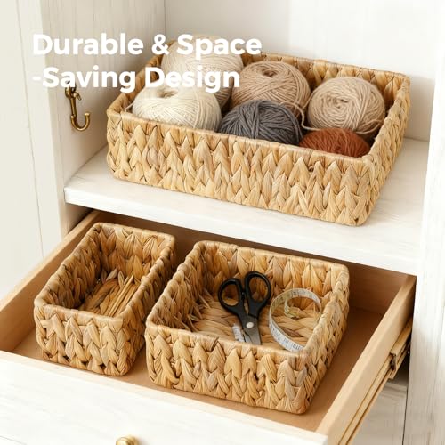 Wicker-Storage-Baskets-Set-of-3-Large-and-Small-Wicker-Pantry-Baskets-Set-Handwoven-Water-Hyacinth-Baskets-for-Organizing-Decorative-Natural-Woven-Baskets-3Pack-for-Toilet-Shelves-Boho-Decor