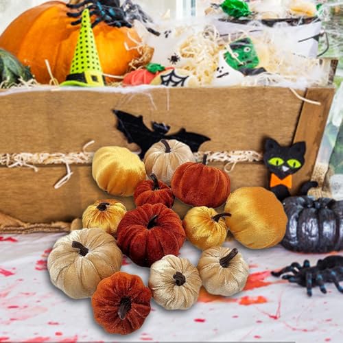 Calabazas de terciopelo para decorar tu mesa de Acción de Gracias 6